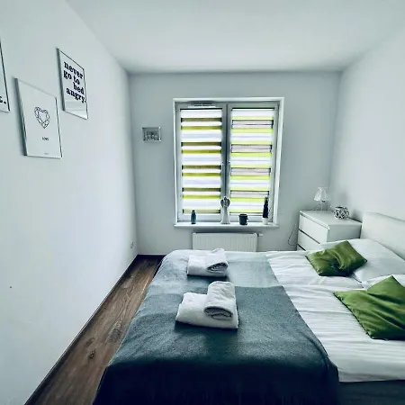 Al-dom Aniol Lägenhet *