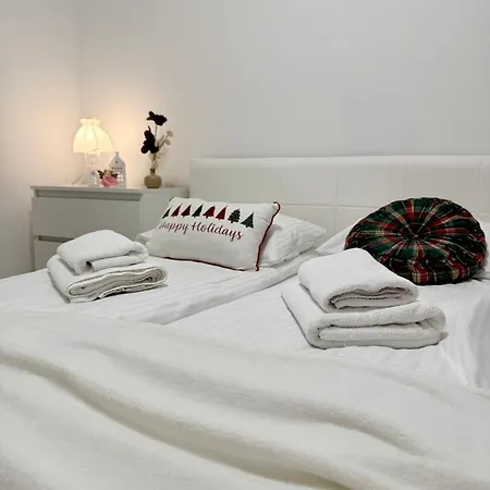 Al-Dom Apartament Aniol 아파트 코워브제크