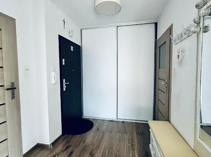 Al-Dom Apartament Aniol * 코워브제크